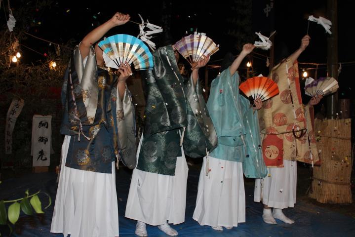豊前神楽のうち「上高屋神楽」