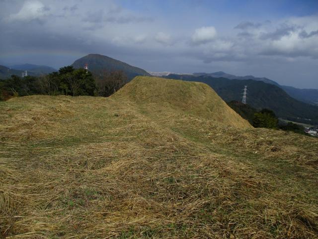 山頂の本丸跡➀